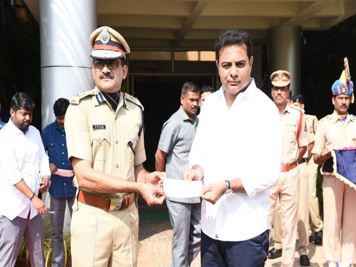 KTR offers Rs 25 lakh finanical aid to Pulwama martyrs families