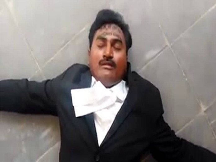 Lawyer attempts suicide in Kurnool demanding SCS to AP