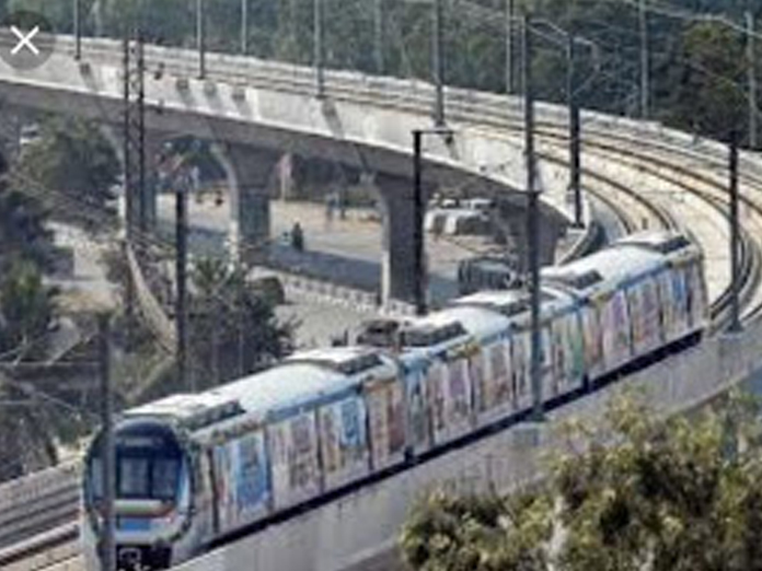 Metro rail Hyderabads rapid mode of transportaion breaks down at Punjagutta