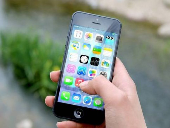 These iPhone apps are secretly recording your screen