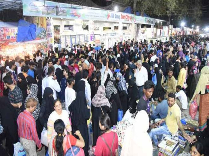 Numaish witnesses huge public rush on last day
