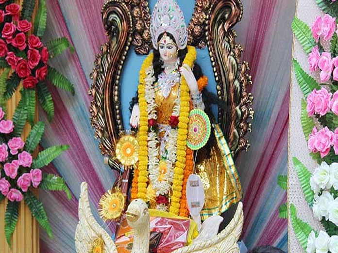 Bengal celebrates Saraswati Puja