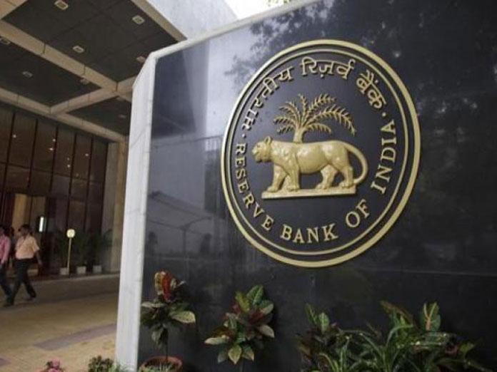 Indias banks unlikely to match RBIs rate cut any time soon