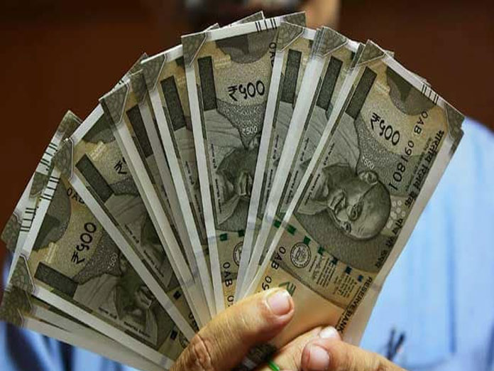 Rupee gains 16 paise against US dollar in early trade