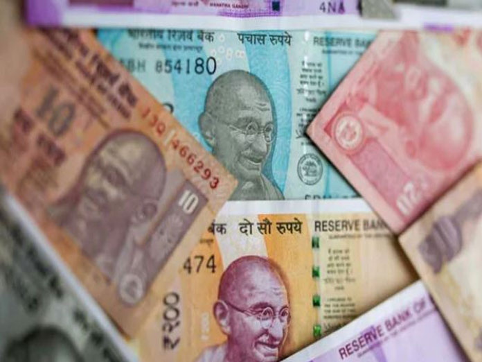 Rupee slips 48 paise to 71.73 US dollars in early trade
