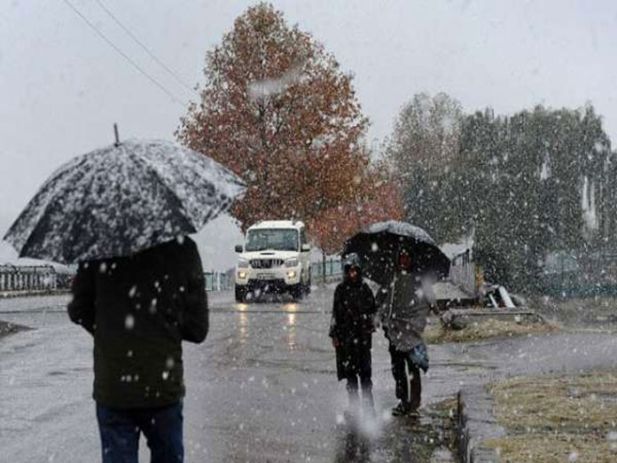 Fresh spell of rain, snow in J&K