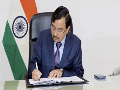 Sushil Chandra takes charge as new Election Commissioner