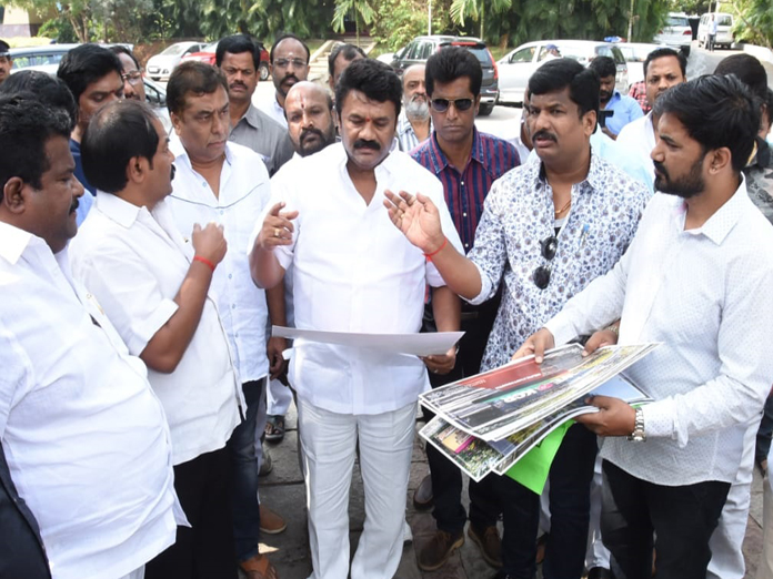 Ministerial aspirants out to impress KCR on his birthday