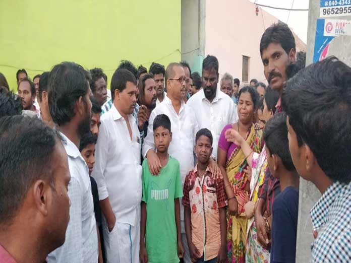 Corporator’s kind gesture to bereaved family