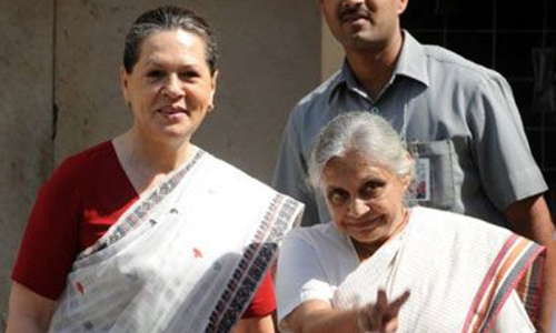 Sonia, Sheila meet to discuss poll strategy