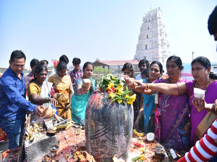 Keesara echoes with ‘Om Namah Shivaya’