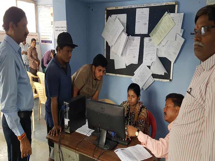 Malkajgiri voter camp gets 1,569 applications