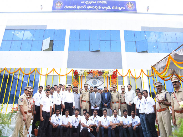DGP RP Thakur opens cyber forensic lab