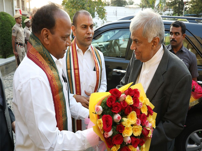 Sri LankaN PM Ranil arrives in Tirumala