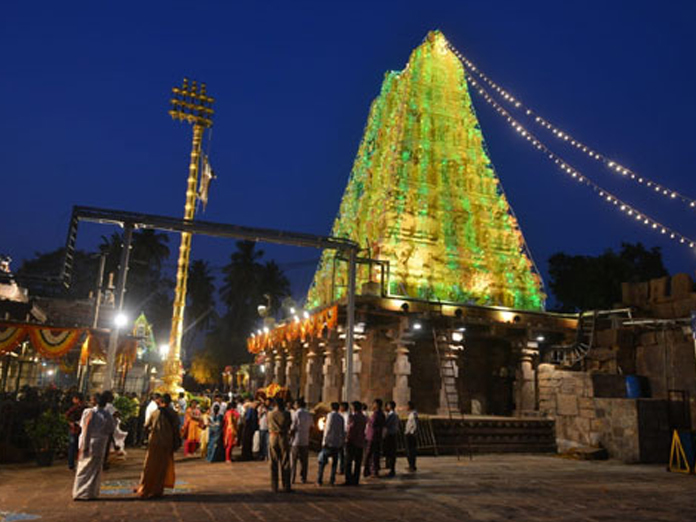 Devotees throng to temples on Mahashivaratri in Telangana