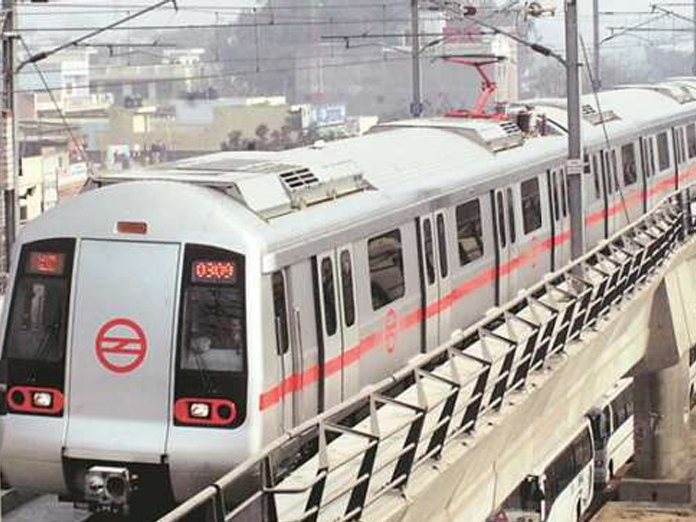 NSUI members stop Metro train, demand concession in fare