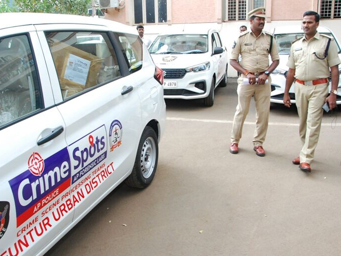 New police vehicles launched in Guntur