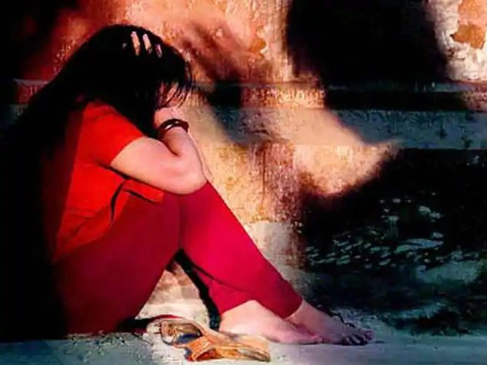 Schoolgirl dies after being raped and set afire in UP
