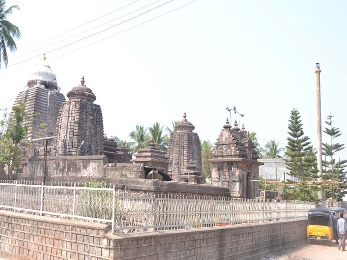 Srimukhalingam yet to get funds for Sivaratri fete