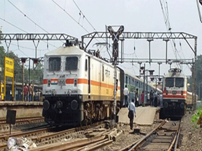 Engine, three coaches run without rest of train