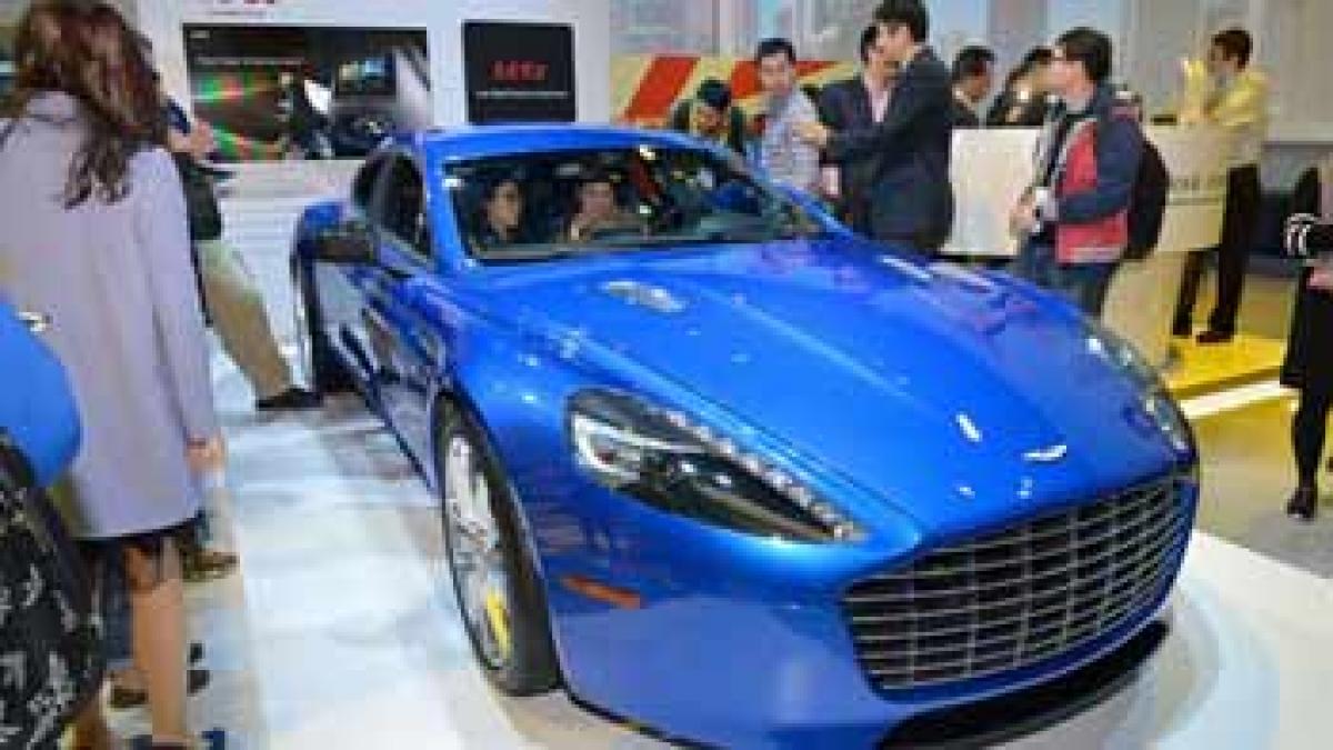 Letv, Aston Martin reveal AutoLink Rapide S at CES