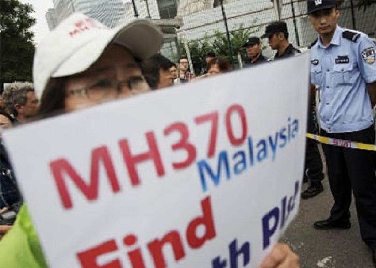 Debris found in Mozambique of missing Malaysian flight MG370: Australia