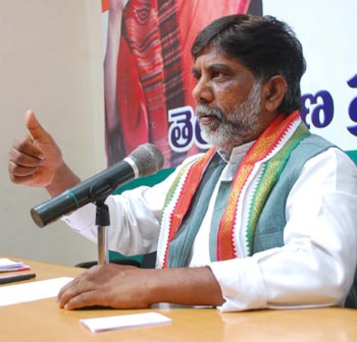 Mallu Bhatti Vikramarka takes a swipe at KCR