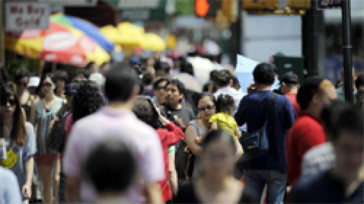 Asians to become largest US immigrant group: Study