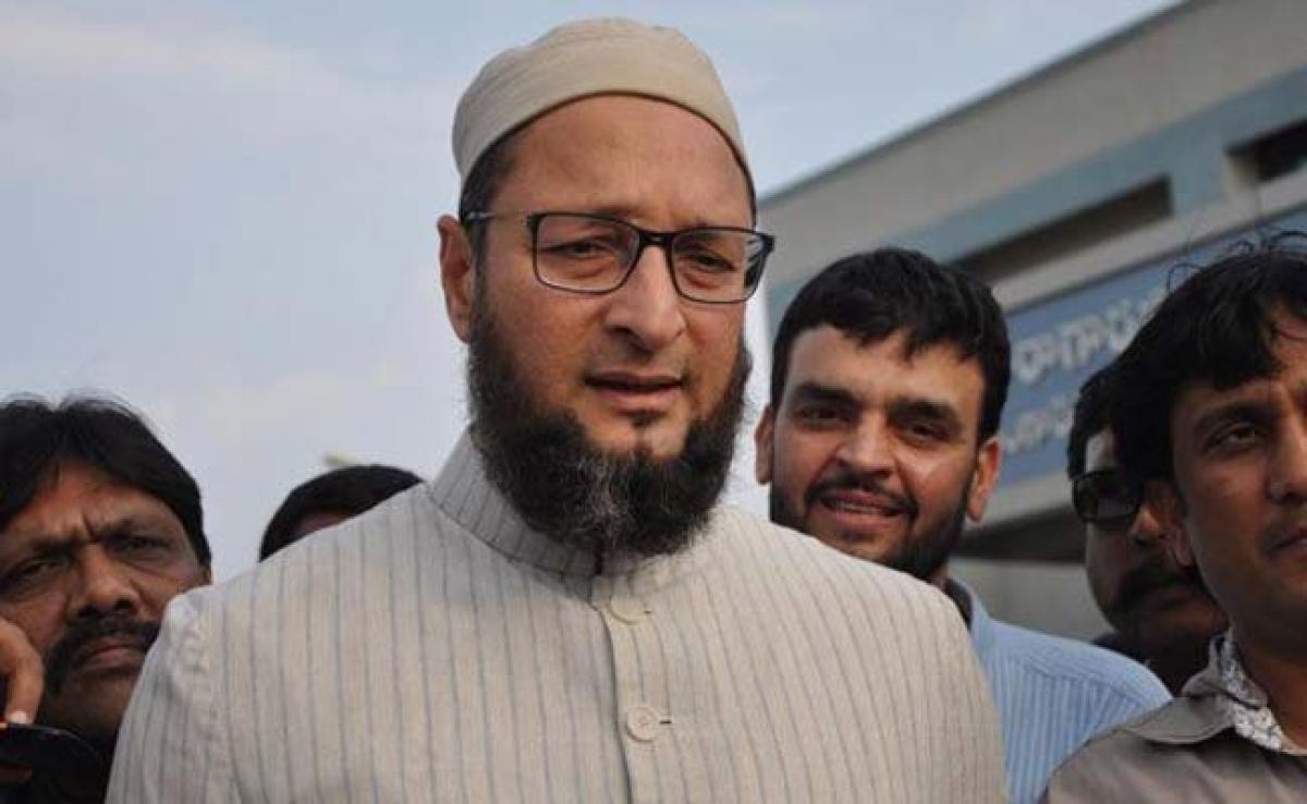 Owaisi in legal trouble over his statement on offering legal aid to terror suspects