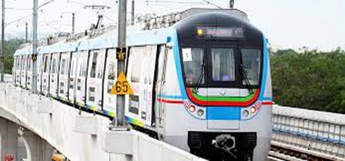 Panel reviews Metro Rail works