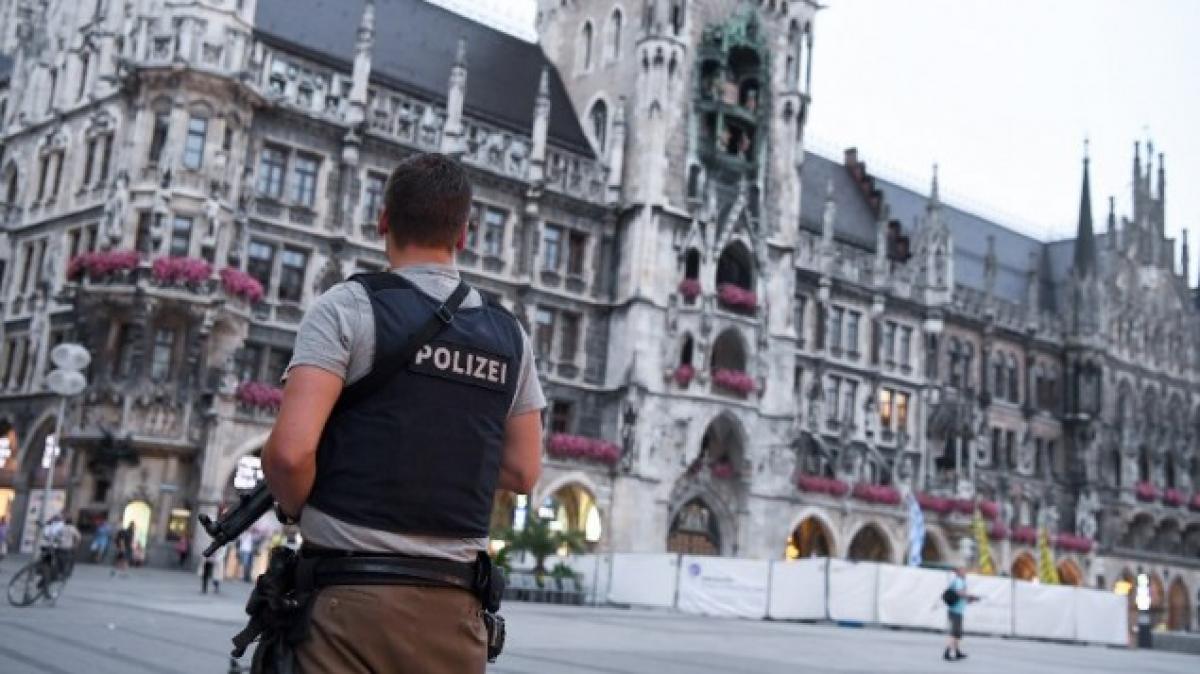 Germany: Police officer, others injured in Munich subway shooting