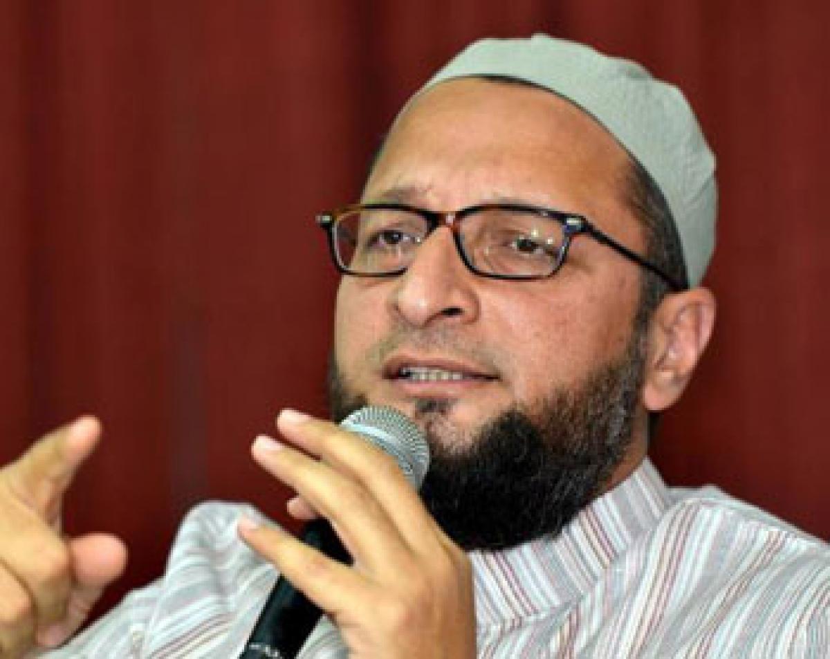 Asaduddin Owaisi seeks Schedule Caste status to Mehter community