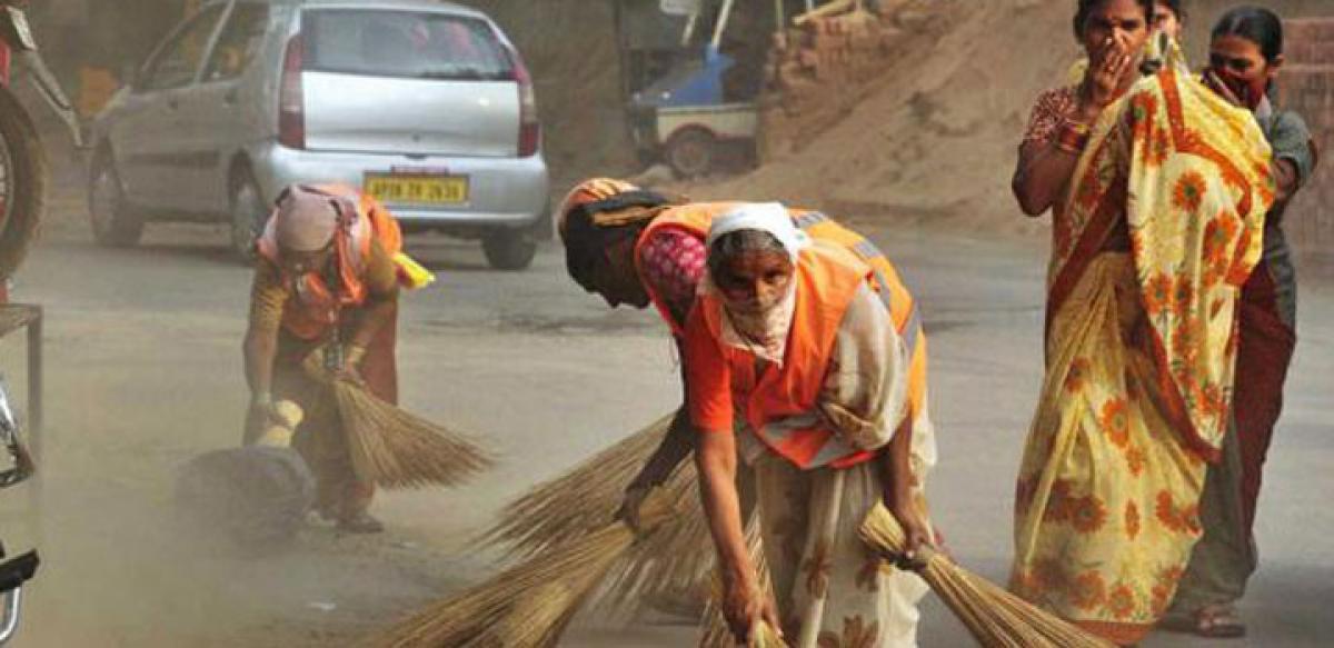 GHMC workers to be honoured with Swachh Champion Awards