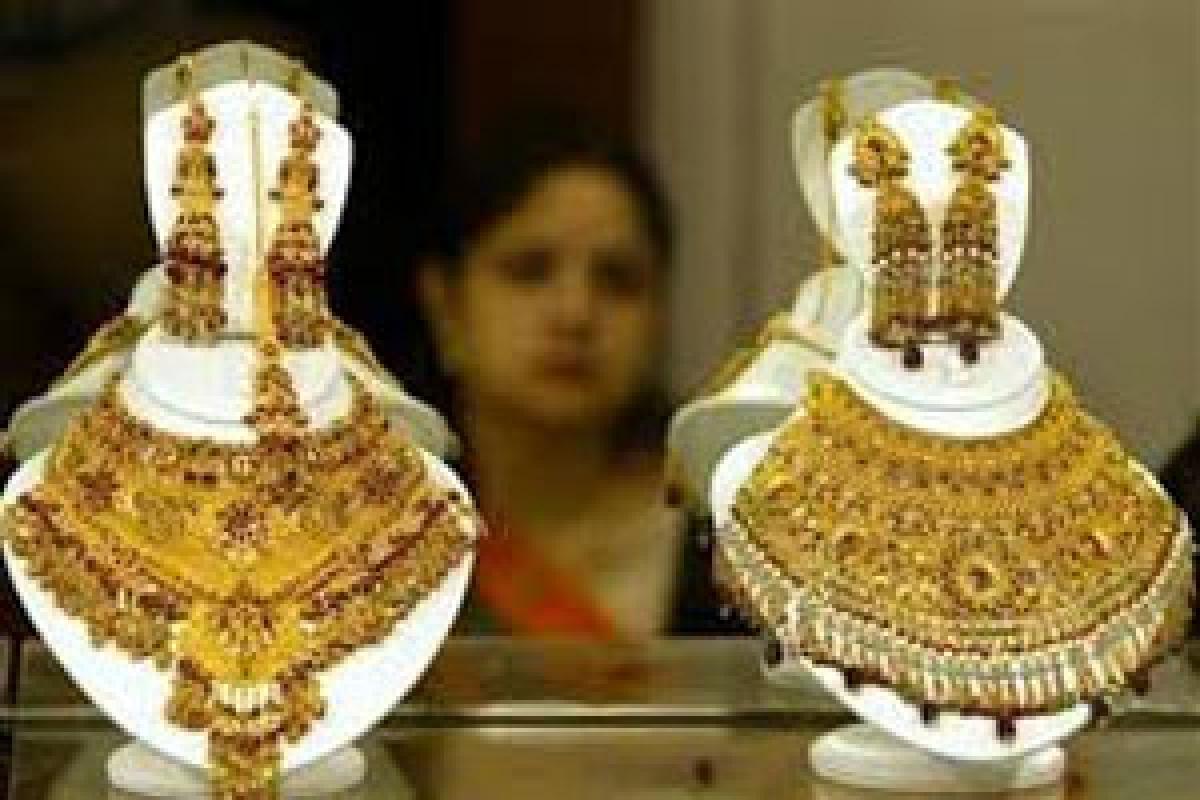 Low global gold prices boost demand in China, India
