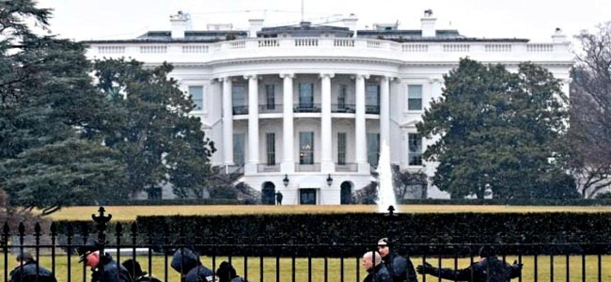 Secret Service investigating suspicious package on White House grounds