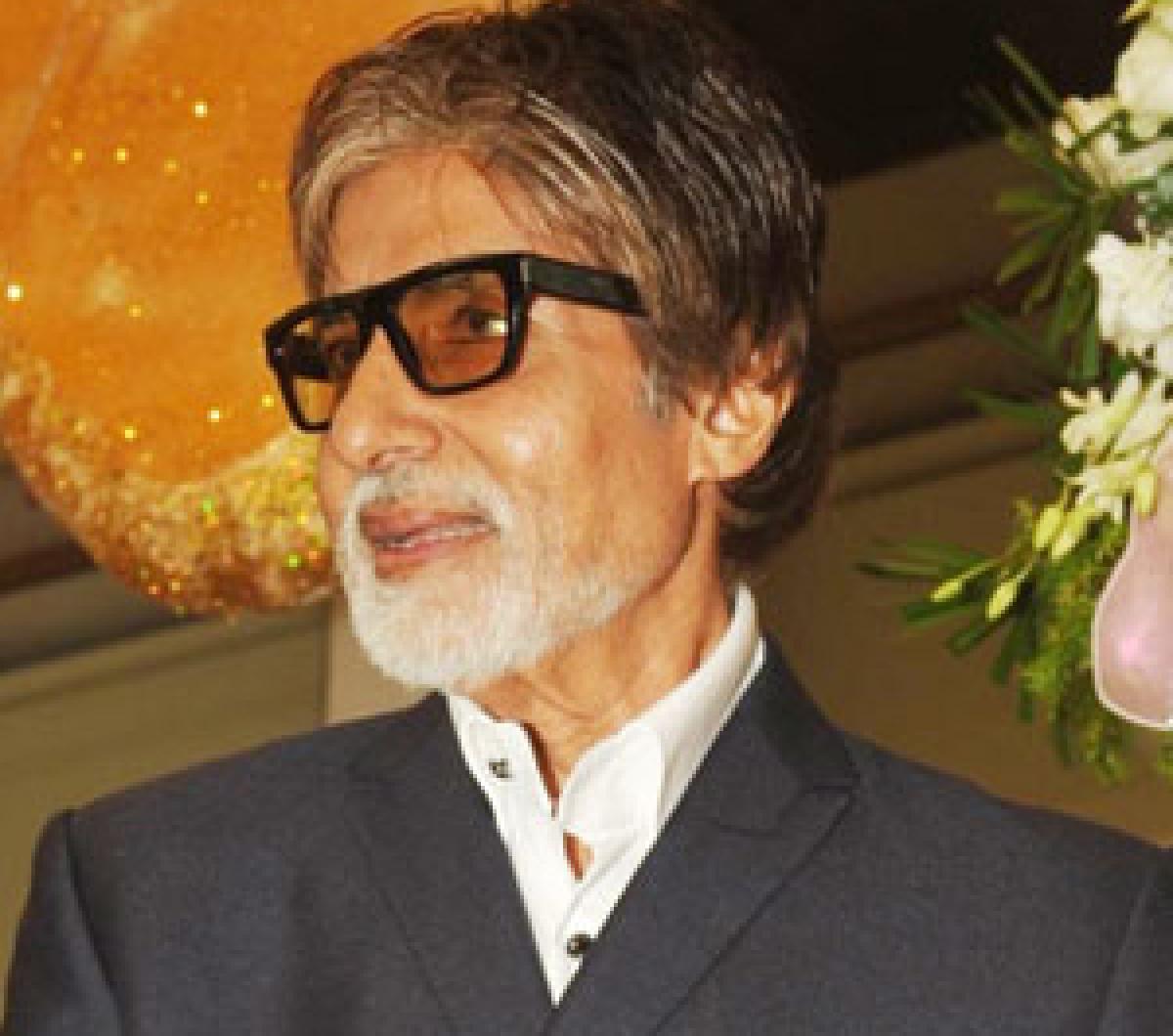 Amitabh to play superhero cartoon in TV series