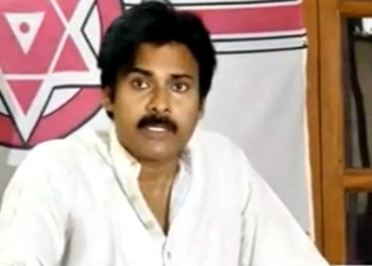 Pawan Kalyan deeply pained by Rohith Vemula suicide, says Dalit issue politicised