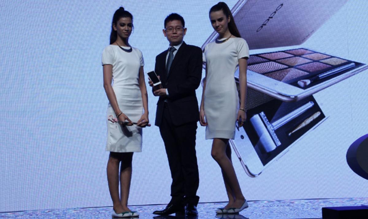 Oppo launches phones made for selfies