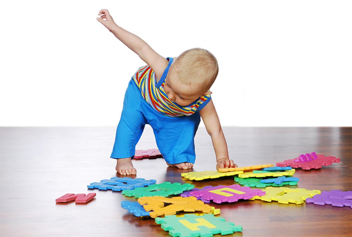 Babies learn even from household items