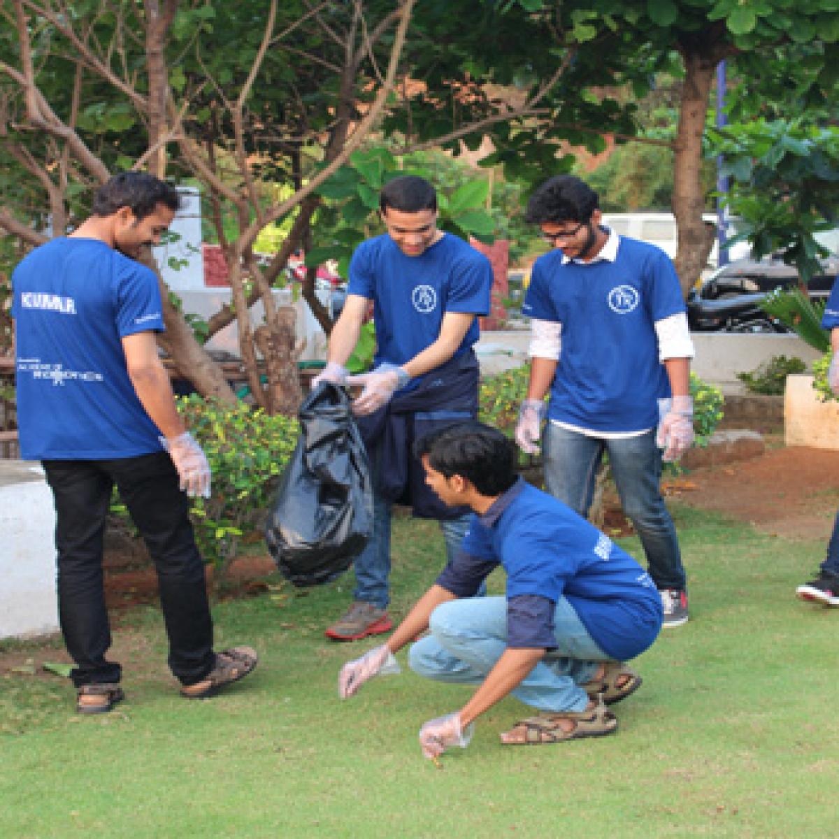 Students take Swachh Bharat to Tenneti Park
