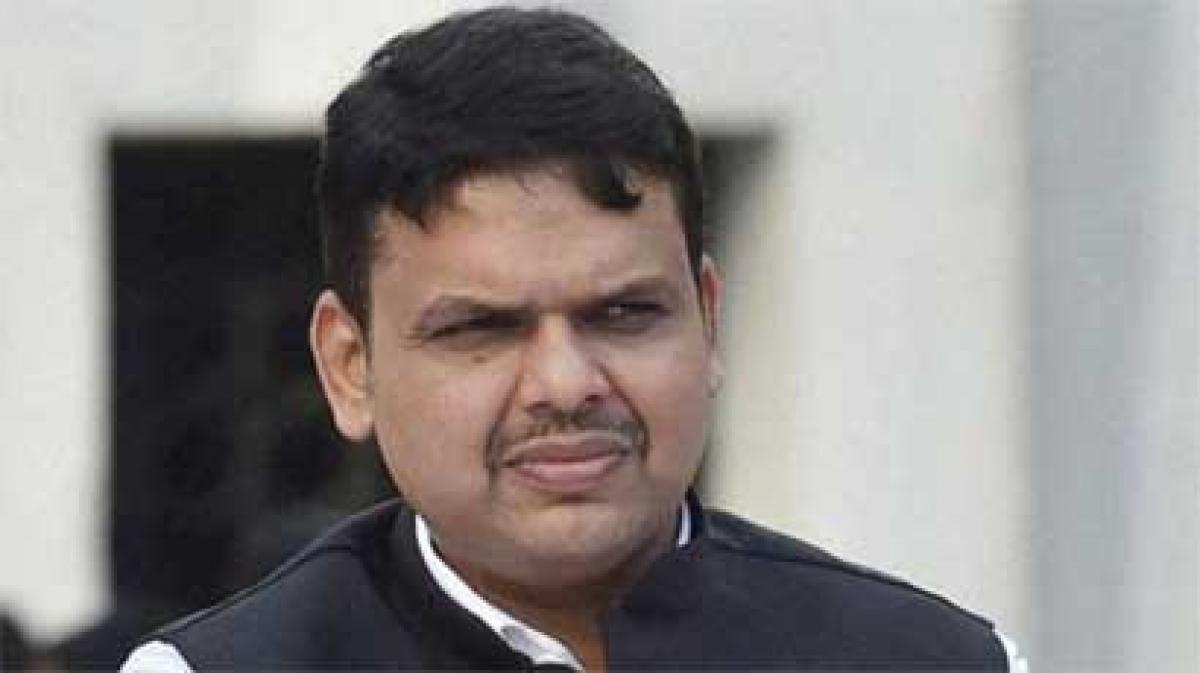 Fadnavis sets 2018 deadline for Shivaji memorial