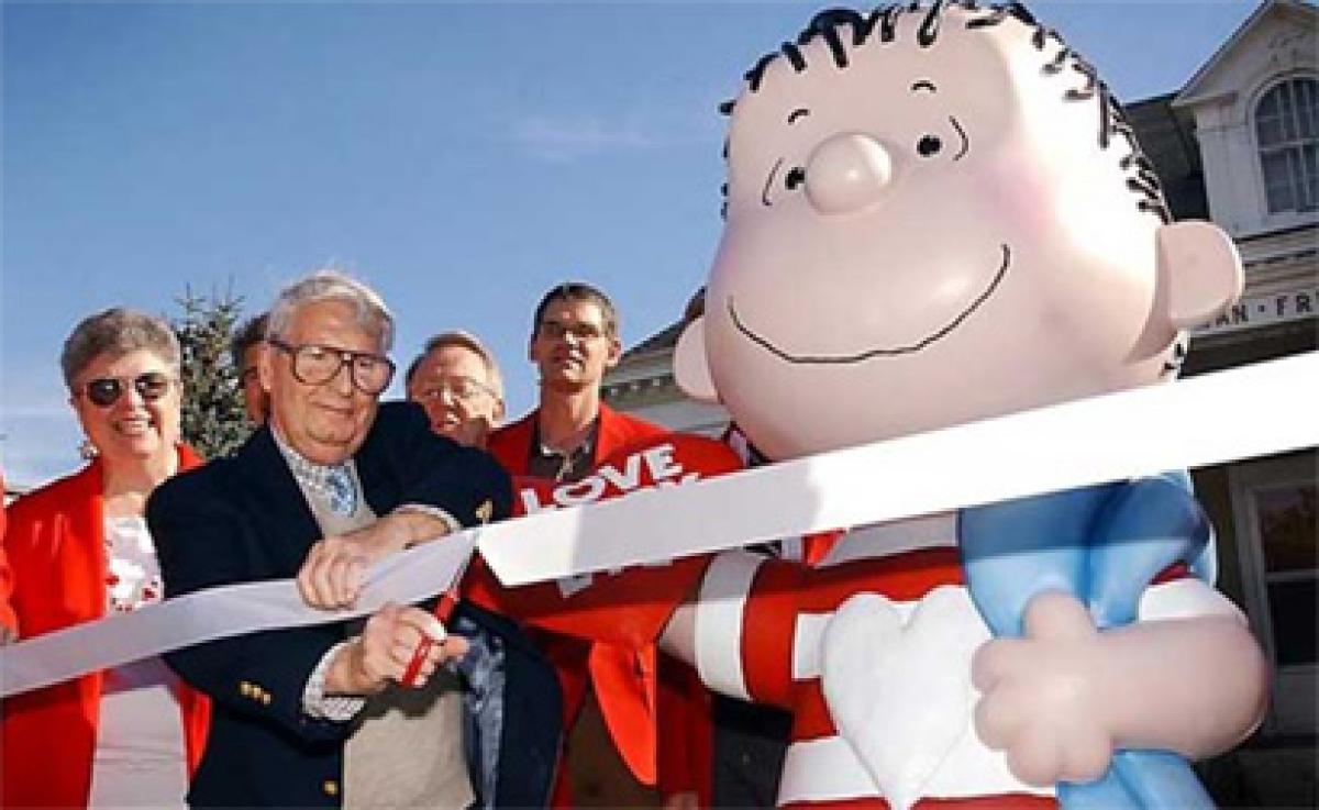 Man Who Gave Name To Peanuts Linus Dies At Age 90