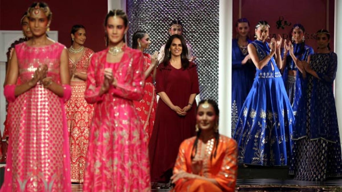 Epic love, vintage style-thats Anita Dongre collection at ICW 2016