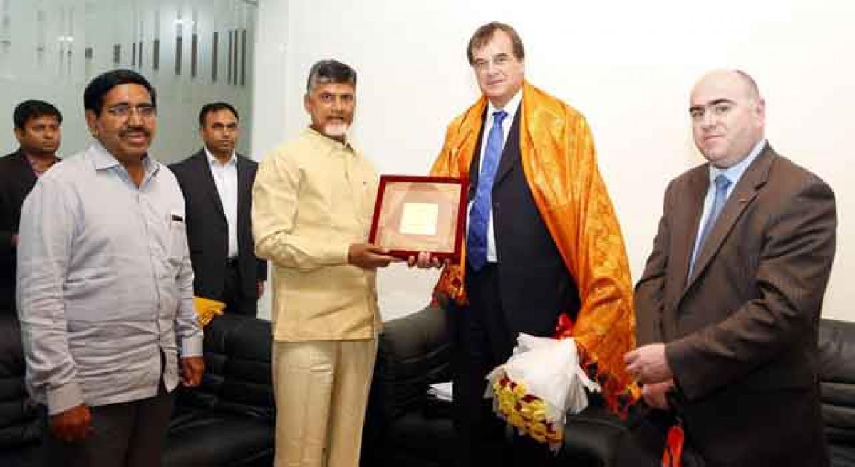 Britain offers cooperation to AP