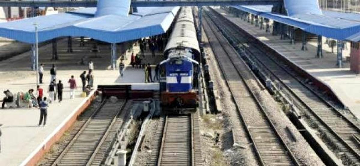 Railways to give bonus to more than 12.25 lakh employees