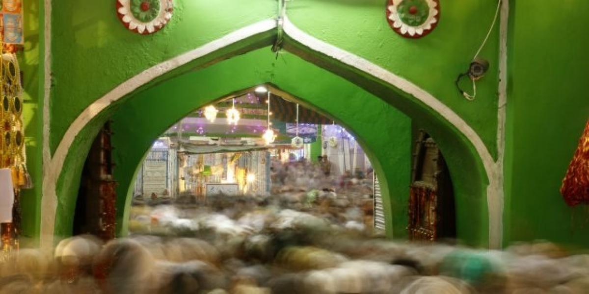 Pak: At least 20 tortured, killed by mentally ill custodian of dargah