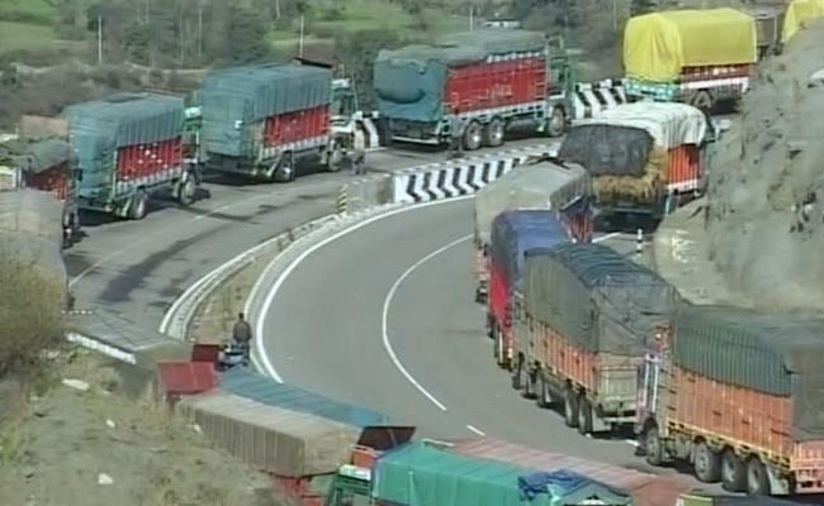 One way traffic allowed on Jammu-Srinagar highway