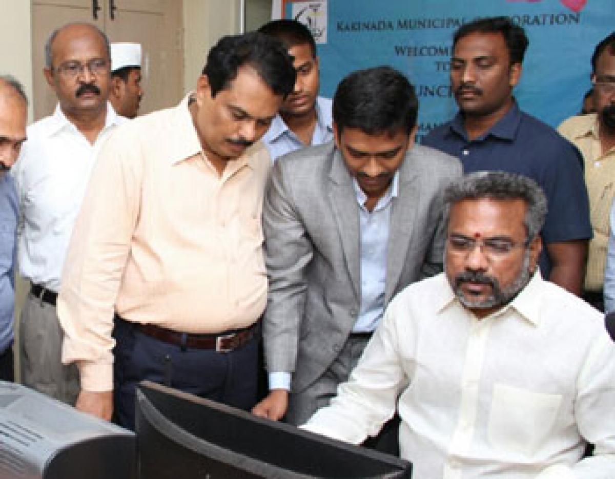 Online call centre at KMC