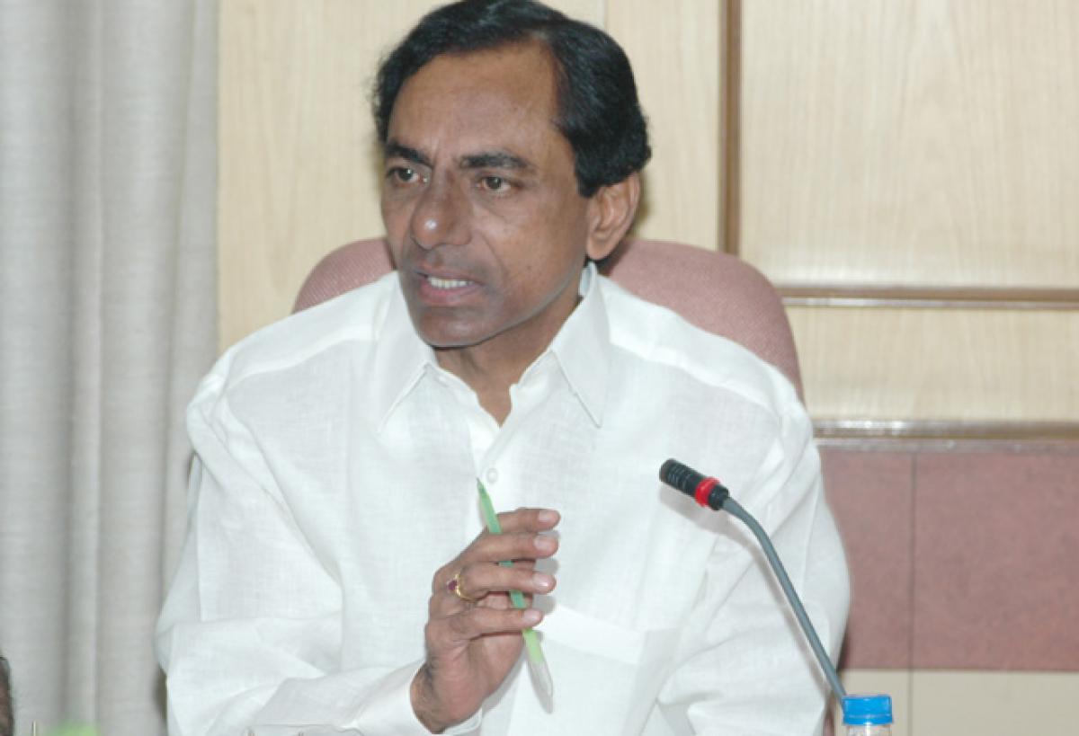 Revanths cash for vote: Telangana ACB chief meets KCR