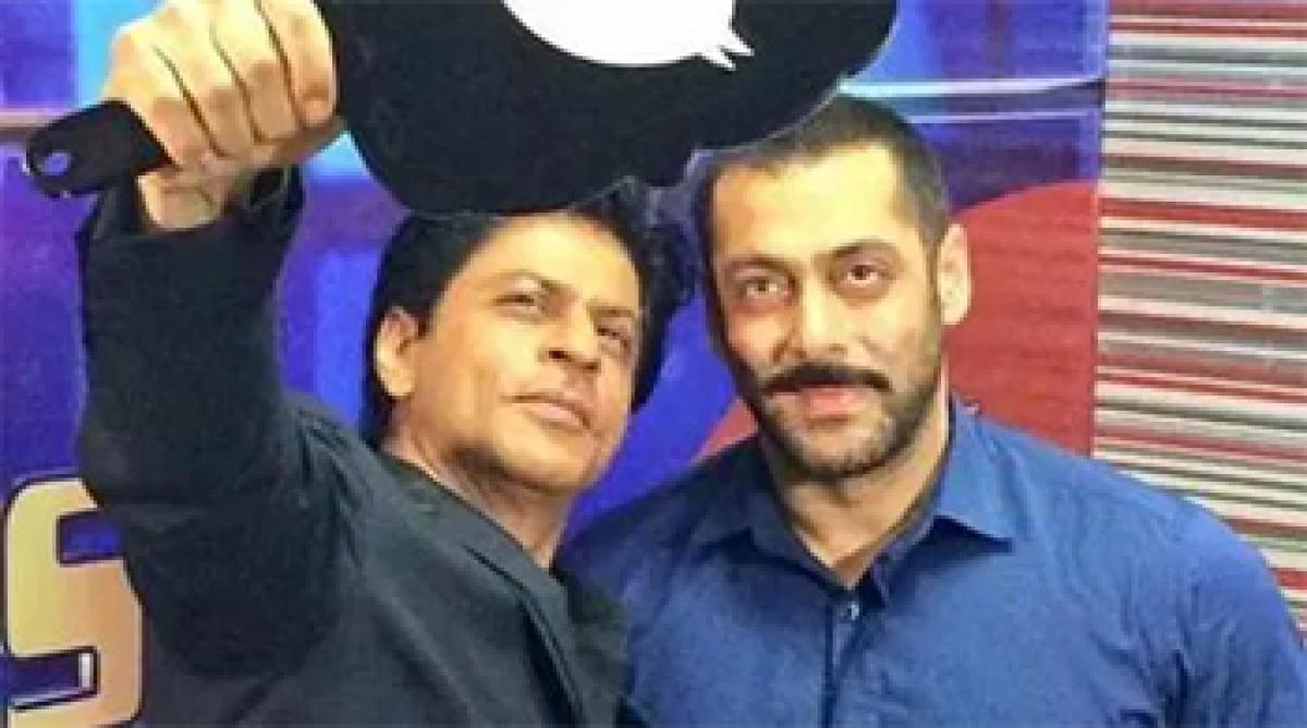 Must see: When a selfie brought SRK, Salman together!